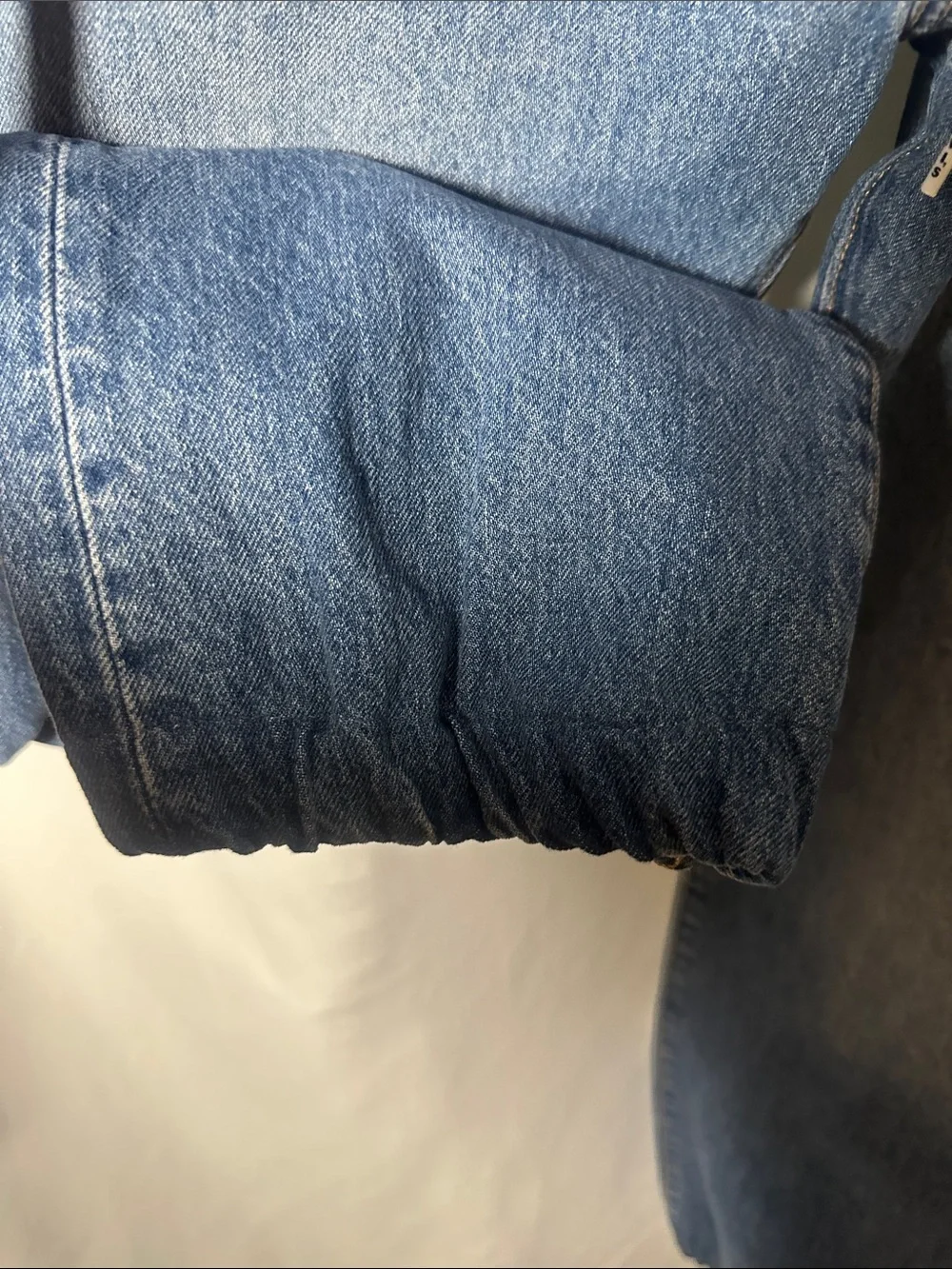 Levi's Men's Medium Blue Relaxed Jogger Jeans